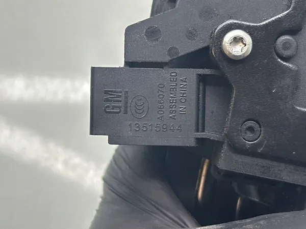 Bakluckslås Buick Encore I 2021 image 7