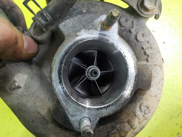 Turbo Toyota OE 17201-30190 Land Cruiser image 2