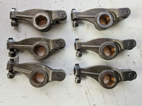 Rolo de elevador de válvula OEM 22040953 Renault Volvo image 2