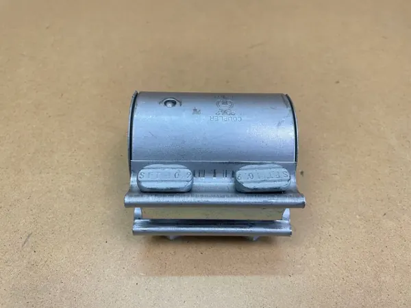 Pakoputken pidike OEM BR33-5A281 Ford Mustang image 4