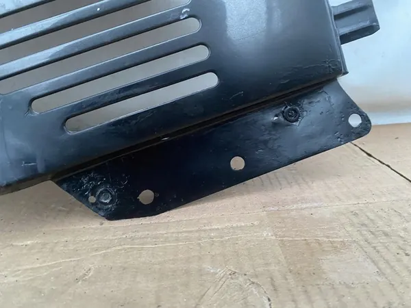 VW TRANSPORTER T4 LIFT 96- Främre Höger Skärm Svart OEM image 6