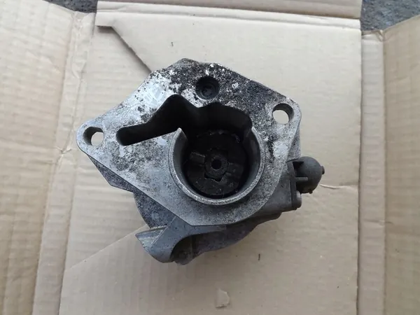 Mercedes A-luokka W177 1.5 CDI Imupumppu image 4