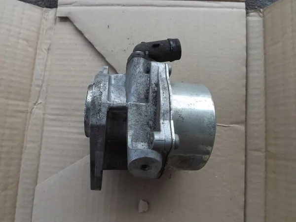 Mercedes A-luokka W177 1.5 CDI Imupumppu image 5