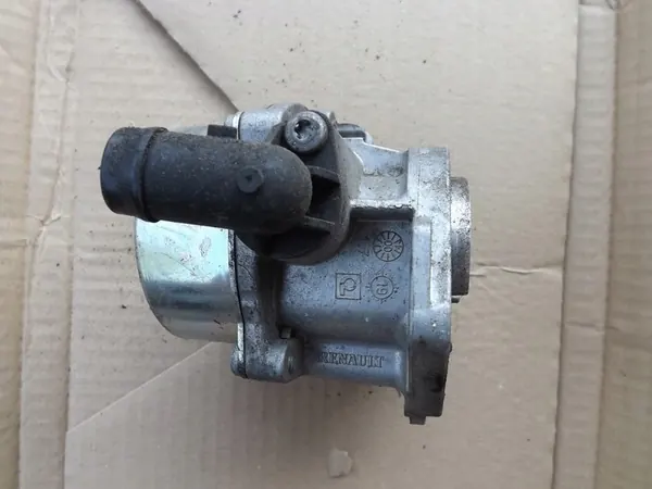 Mercedes A-luokka W177 1.5 CDI Imupumppu image 9