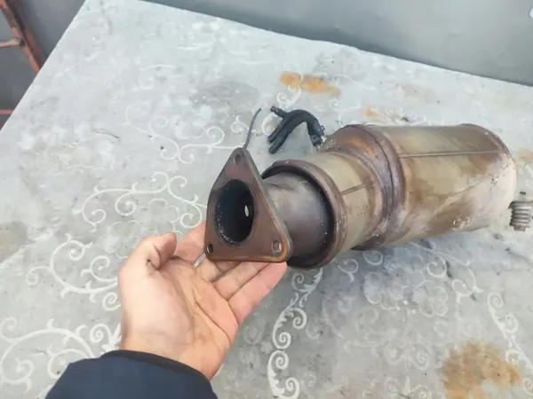 Catalisador DPF usado OEM 8K0131765F 8K0131703F image 10