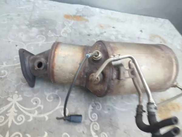 Catalisador DPF usado OEM 8K0131765F 8K0131703F image 4