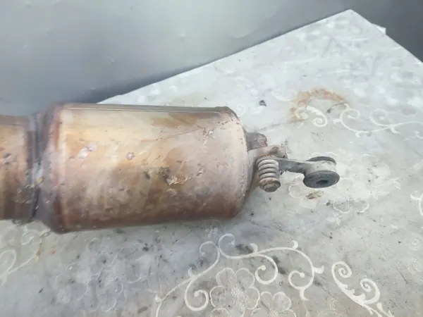 Catalisador DPF usado OEM 8K0131765F 8K0131703F image 9