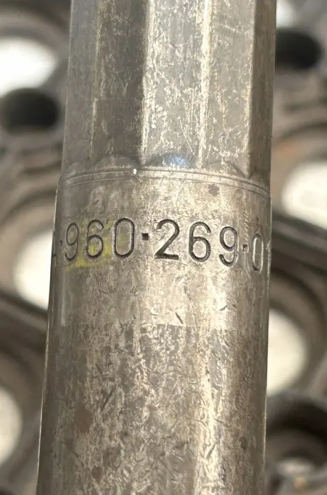 Arbre de Pompe à Huile Boîte OEM A9602690110 Mercedes image 3