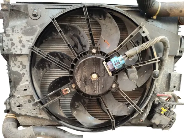 OEM CHŁODNICE Kylare & Fläkt Kit för Dacia Sandero II 1.0 SCE image 3