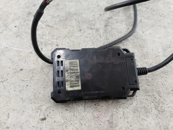 OEM ZMIENIARKA PŁYT USB AUDIO LINK AUX - Usado image 4