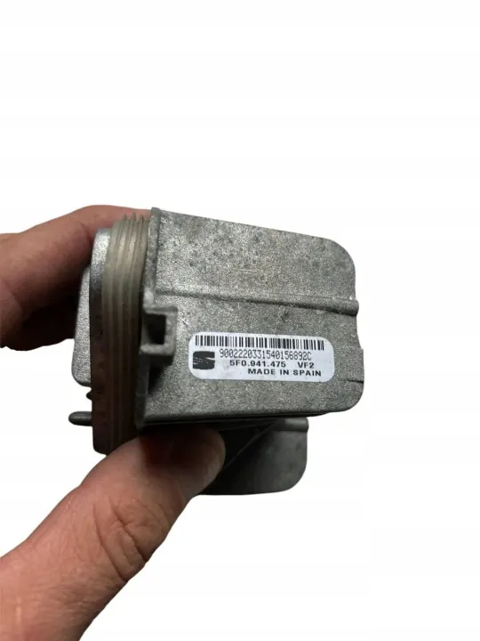 SEAT Leon Scheinwerferteil OEM 5F0941475 - Gebraucht image 3