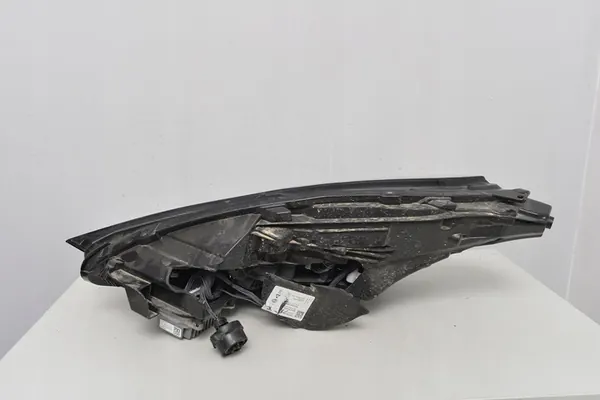 Oikea Etuvalaisin Tesla Y III Full LED OEM 151495300E image 6