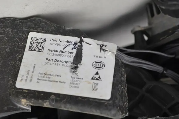 Oikea Etuvalaisin Tesla Y III Full LED OEM 151495300E image 7