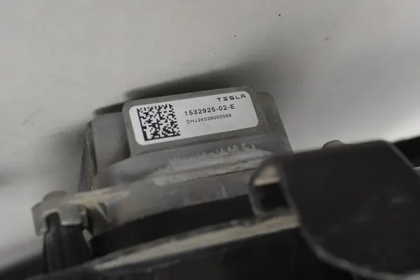 Oikea Etuvalaisin Tesla Y III Full LED OEM 151495300E image 8