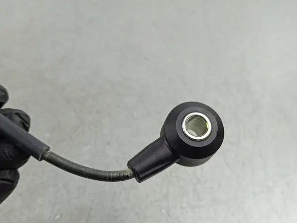 Hyundai Klopfsensor OEM 392502J302 - Gebraucht image 3