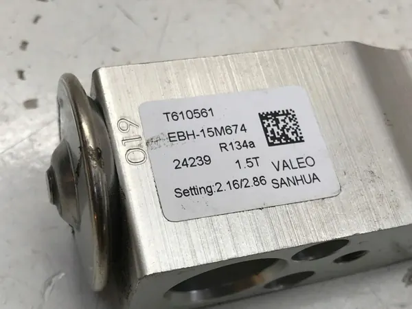 Soupape d'expansion OEM EBH15M674 pour CHERY OMODA 5 image 5