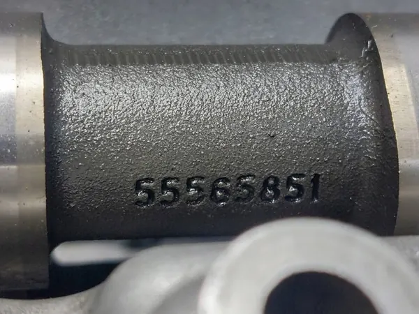 OEM 55565668 55565853 Nokkenassen & Kleppendeksel Astra J image 3