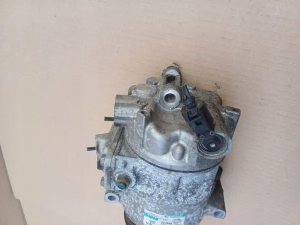 Gebruikte A/C-compressor OEM 1K0820859F voor VW Passat B6 image 4