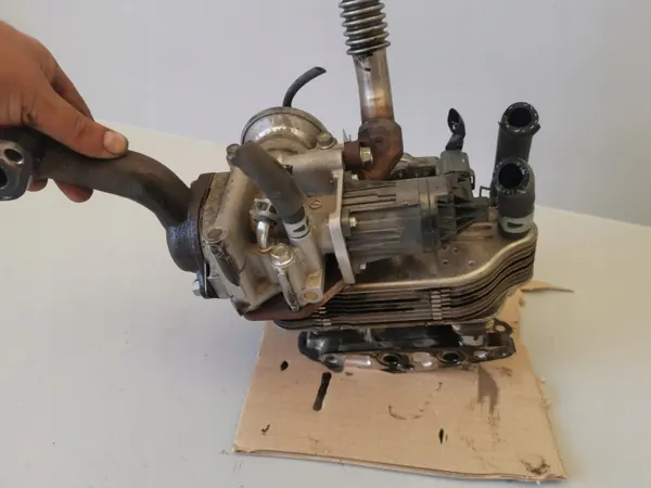 Arrefecedor EGR Mitsubishi OEM K5T74096 - Usado image 4