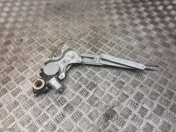 Toyota Yaris fönsterregulator OEM 857020f010 image 2