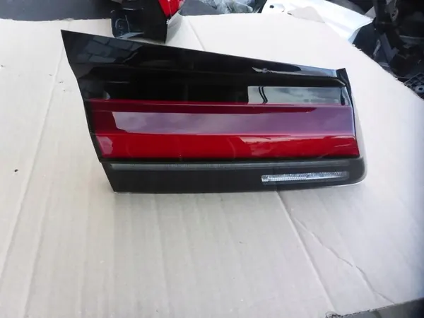 Luz trasera LED izquierda BMW 5 G30 LCI 2020-2023 63215A38AF1 image 2