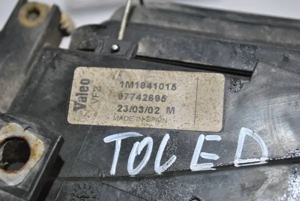 Vasen Etuvalon Seat Toledo II image 4