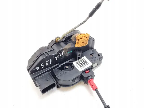 2012 Chevrolet Orlando Framdörrslås 13579521 image 4