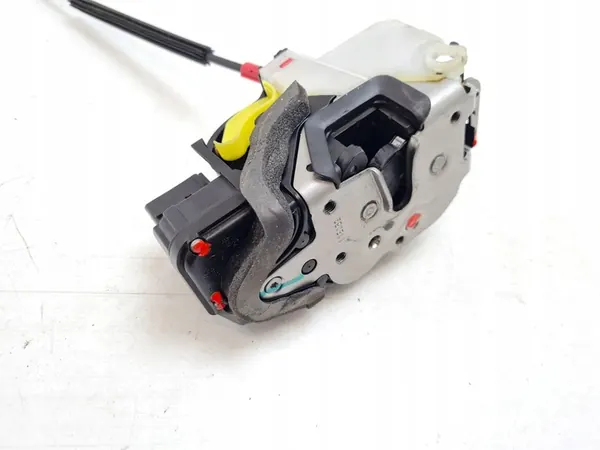 2012 Chevrolet Orlando Framdörrslås 13579521 image 5