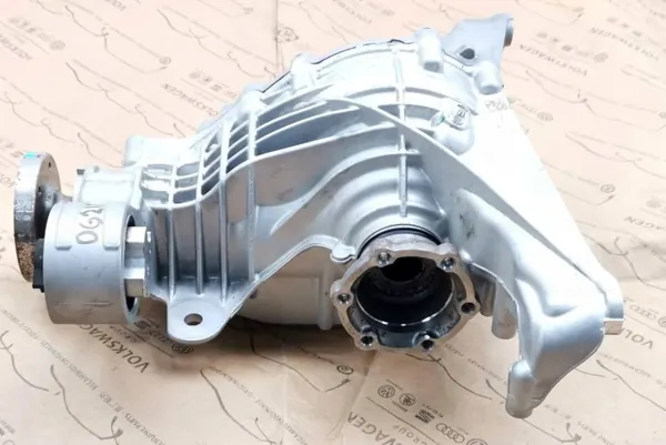 Audi RS4 Rear Differential 43:13 OEM DWP240946OE image 4