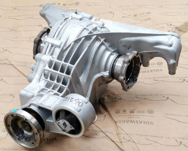 Audi RS4 Rear Differential 43:13 OEM DWP240946OE image 5