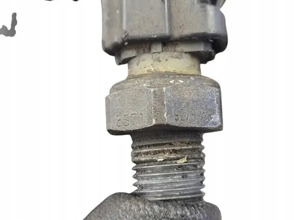 Sensor de presión de aceite Ford Transit MK6 2.0 TDDI image 4