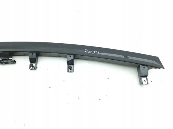 Feu Stop Troisième OEM J8A2-13A613 pour Range Rover image 4
