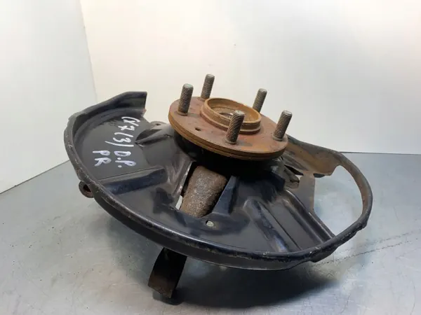 Cubo de roda dianteira Mazda FBZ23879 - Peça OEM usada image 4