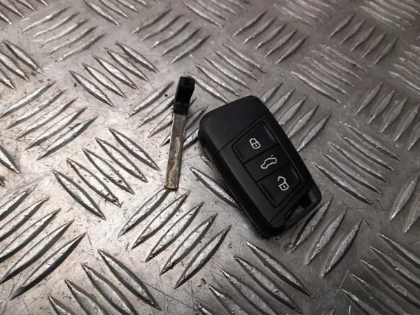 Télécommande Skoda OEM 3V0959752P - État Utilisé image 3