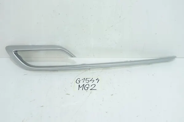 Kia OEM 86652-J7KA0 Bande de Pare-chocs Arrière Droit image 2
