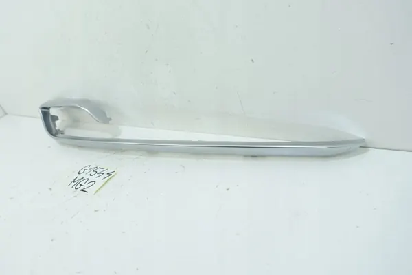 Kia OEM 86652-J7KA0 Bande de Pare-chocs Arrière Droit image 3