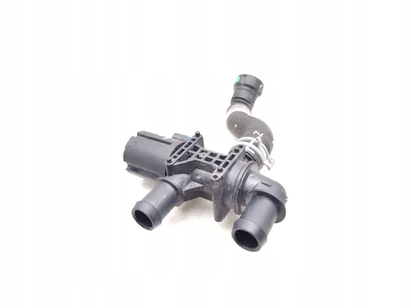 Soupape de contrôle du liquide de refroidissement Jaguar I-Pace OEM P8D2-18495-AA image 4