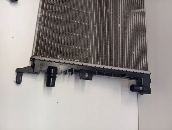 Radiador OE Renault Captur II E-Tech Híbrido image 2
