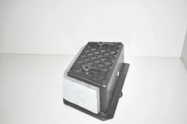 BMW I4 G26 Kofferraumteile OEM 7951242 - Gebraucht image 3