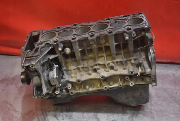 Käytetty Moottorilohko Ala Kampiakseli BMW N52B25AF image 4