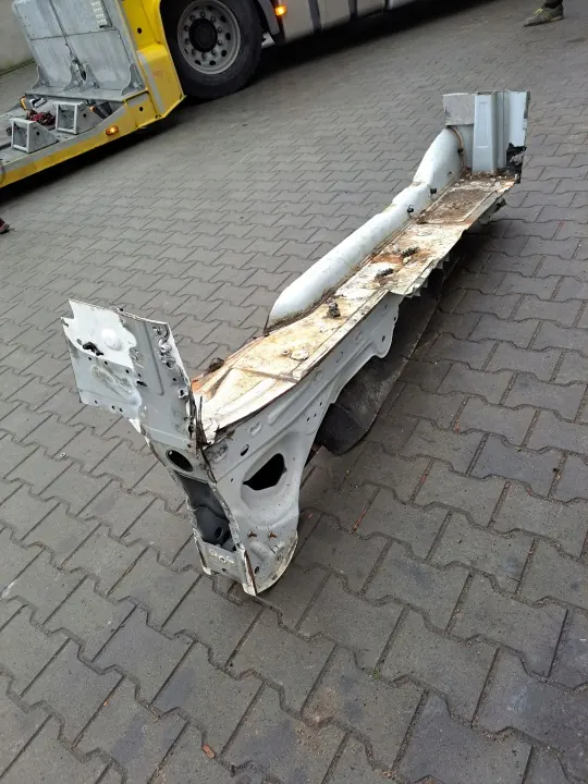 PODŁUŻNICA KABINY LEWA VOLVO FH 4 FH 5 EURO 6 image 2