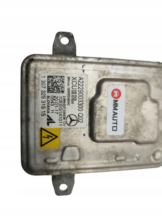 Balasto Xenon Mercedes OEM A2229003300 Usado image 3