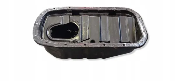 Cárter de óleo usado OEM 820067533J Renault Clio IV image 2