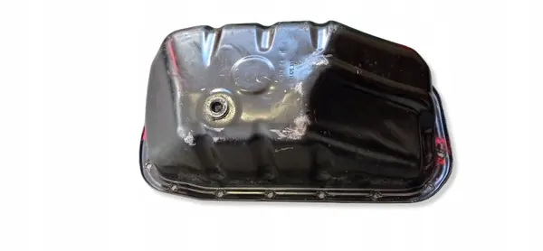 Cárter de óleo usado OEM 820067533J Renault Clio IV image 3