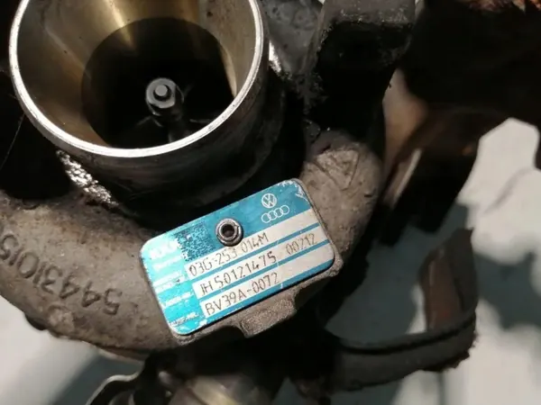 Turboahdin OEM 03G253014M VW Golf Plus 1.9L image 4