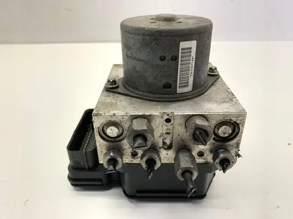 POMPE ABS FORD MUSTANG V 3.7 309CH DR33-2C405-AD image 2