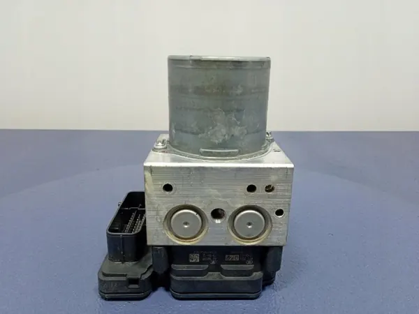 Pompe ABS OEM 6856841 pour BMW Série 5 2.0D image 4