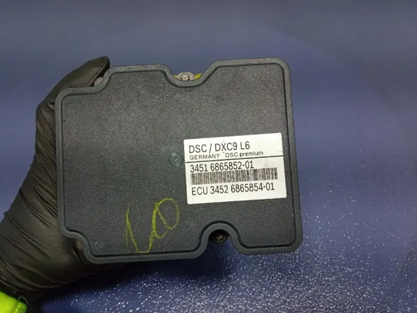 Pompe ABS OEM 6856841 pour BMW Série 5 2.0D image 8