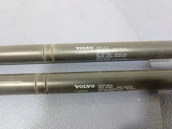 VOLVO XC60 II 17- Bakluckgasdämpare 31420454 image 2