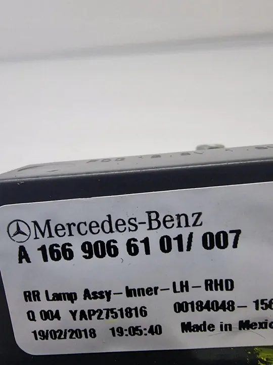 MERCEDES GLE W166 Vänster Baklykta image 6